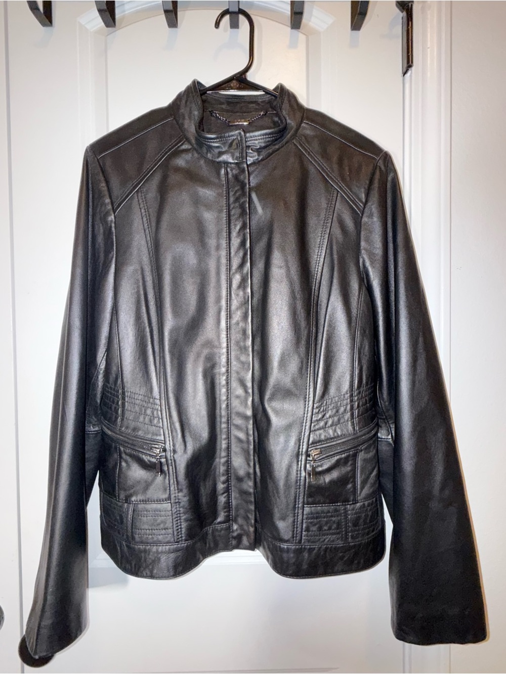 A.N.A Genuine Lambskin Leather Jacket | Black Zip-Front Jacket | Size L